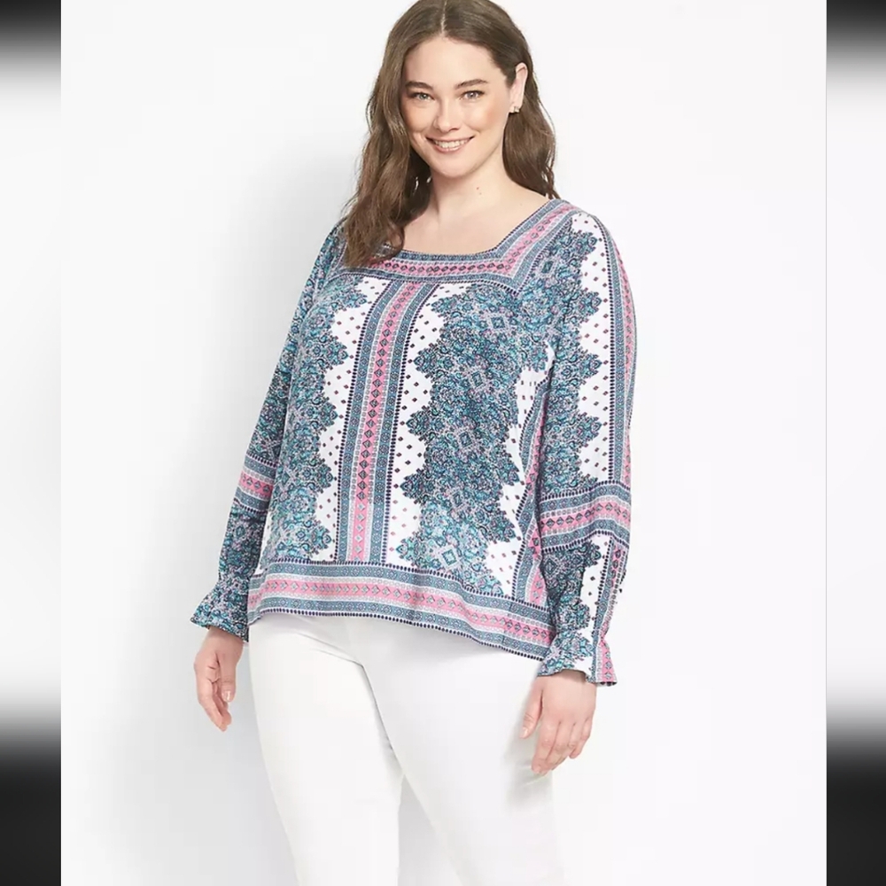 Women's Blue and Pink Patterned Top